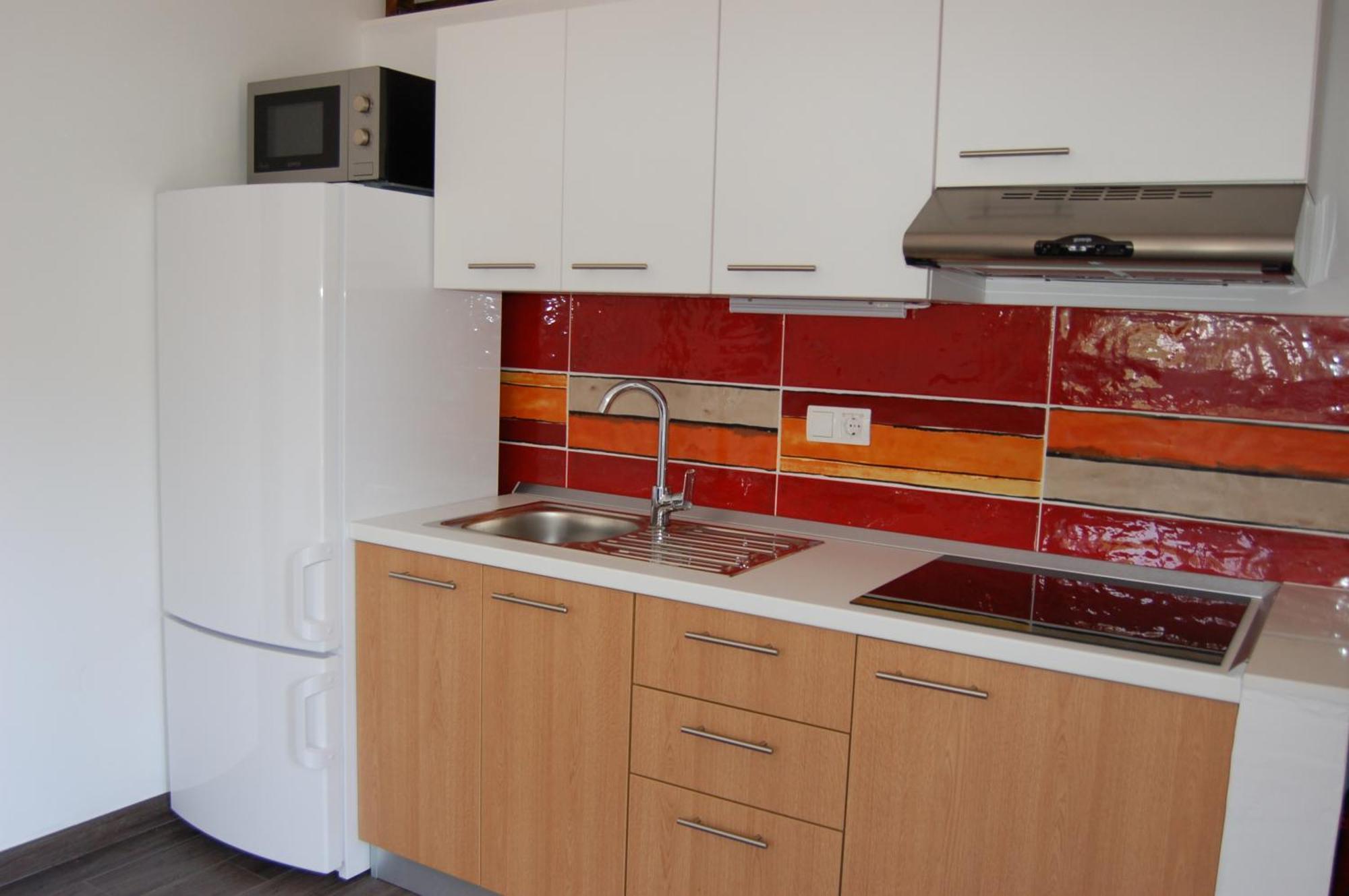 Gorgonia Suites in Verunić Esterno foto